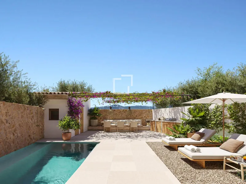 300m² house / villa with 130m² garden for sale in Santa Maria del Cami — photo 1
