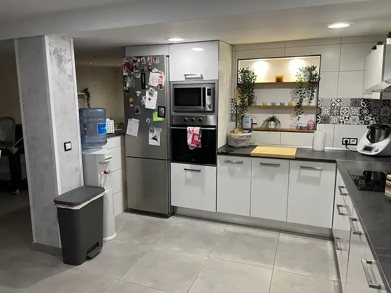🏡 CASA DE 317 m² · 4 HABITACIONES · 2 BAÑOS · TERRAZA DE 140 m² — photo 2