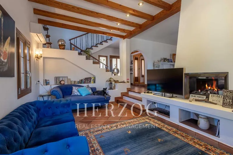 Mediterranean villa in Andratx with mountain views and idyllic garden — photo 5