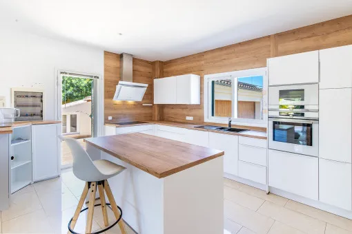 Marratxi, detached house in finca style with mountain views and sauna - for seasonal rental (6 months) — photo 8