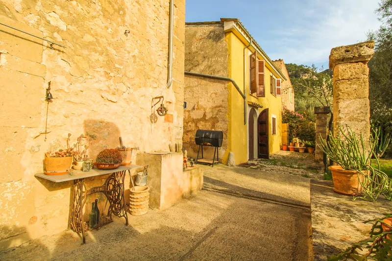 Ref. 2421C – Andratx – Rustic finca in traditional style in quiet location — photo 7