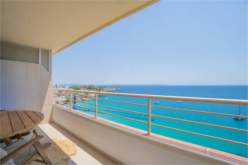 Spectacular Newly Renovated Apartment | Sea Views & Pool — photo 1