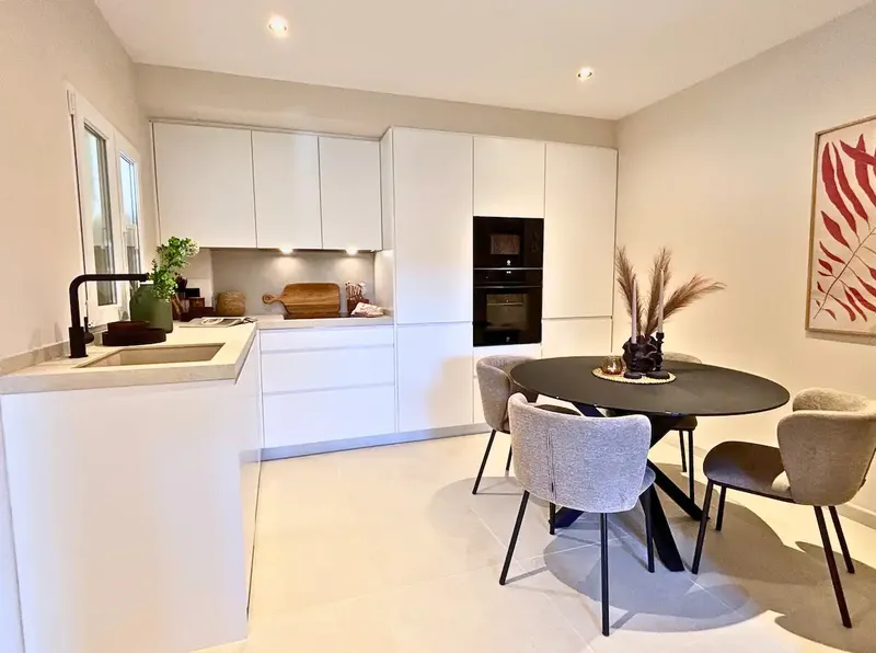 A property that combines style, comfort, and location – the perfect opportunity to enjoy the best of Playa de Palma living. — photo 7