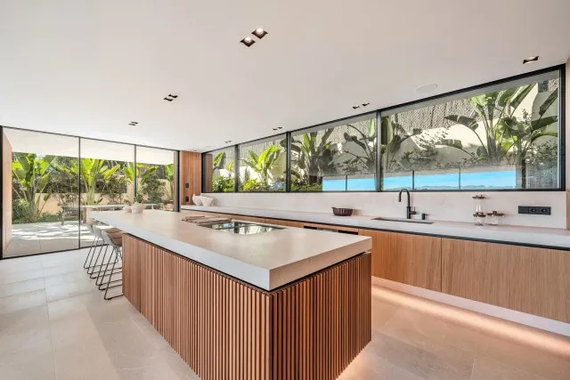 Stylish villa with partial sea views for sale in Bendinat, Southwest Mallorca — photo 6
