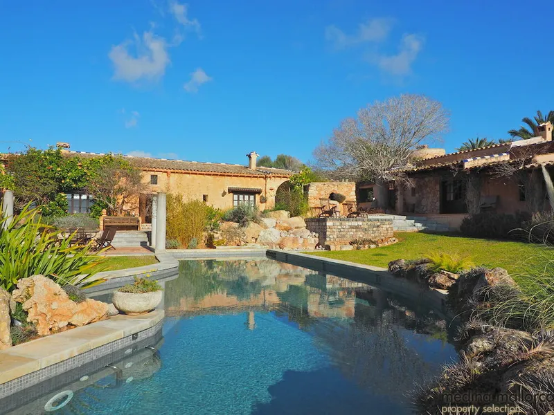 Rustic finca in S'Alqueria Blanca — photo 2