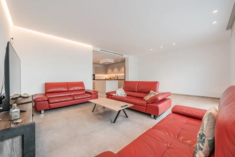 Excellent condition house for sale in Palma de Mallorca with swimming pool and garden — photo 4