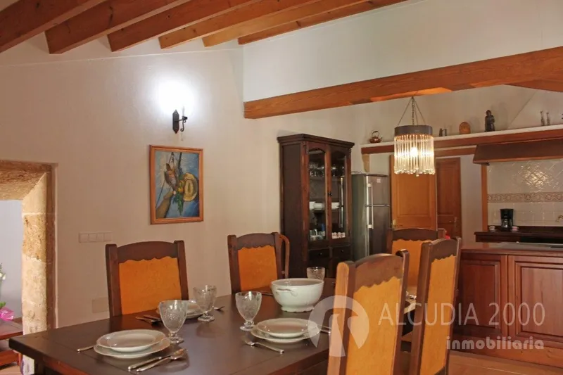Town House — photo 5