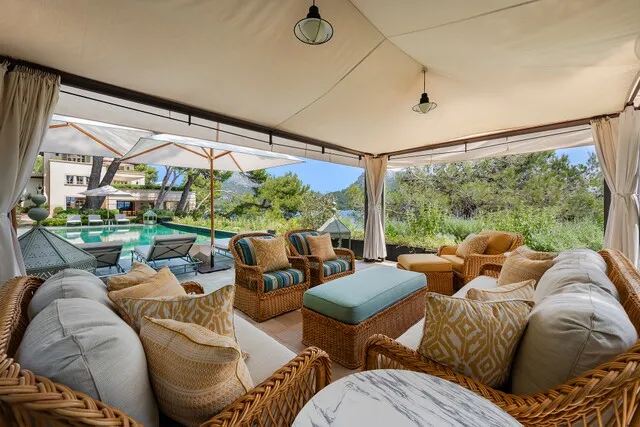 Exclusive frontline estate with direct sea access for sale in Formentor, North Mallorca — photo 8