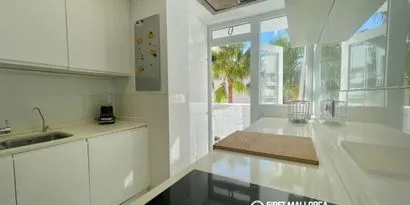 Inmobiliaria picture 0 Ref. Nº. 81985 — photo 4