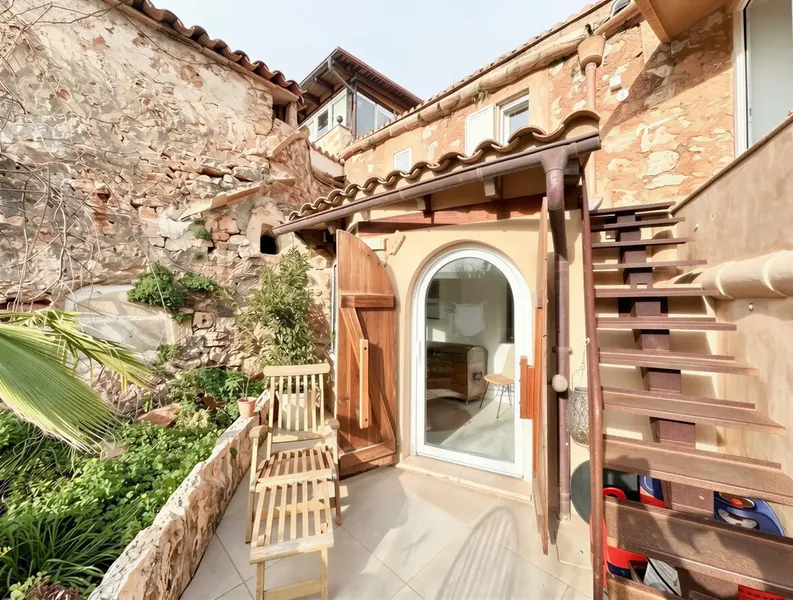 Elegant townhouse with character in Es Llombards — photo 8