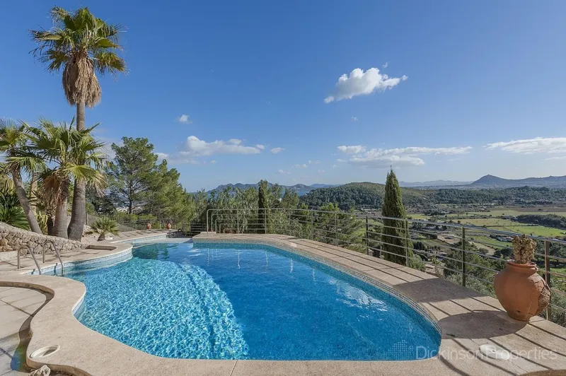 Villa for sale in Port de Pollença, Pollença, Mallorca, Baleares, Spain — photo 2