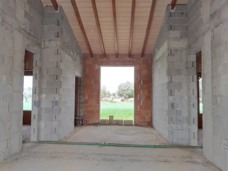 Rustic estate with about 24,000m² of land and an unfinished construction of about 157m² all on one floor — photo 9