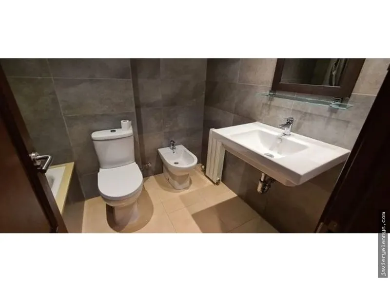 Apartment for rent on Avenida Parc — photo 8