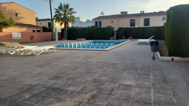 Descubre esta preciosa propiedad pareada ubicada en la codiciada zona de Sa Torre, Llucmajor. Este hogar cuenta con una superficie construid — photo 3