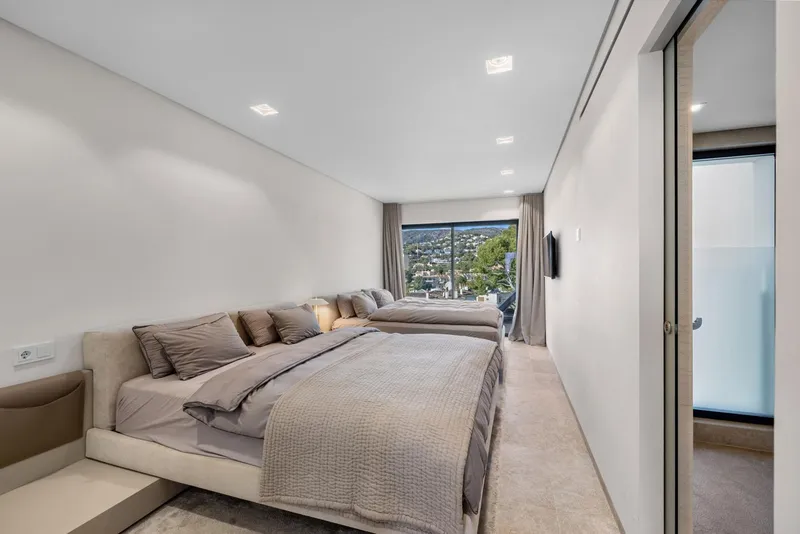 Luxury Apartment with Sea Views in Portals Nous — photo 11