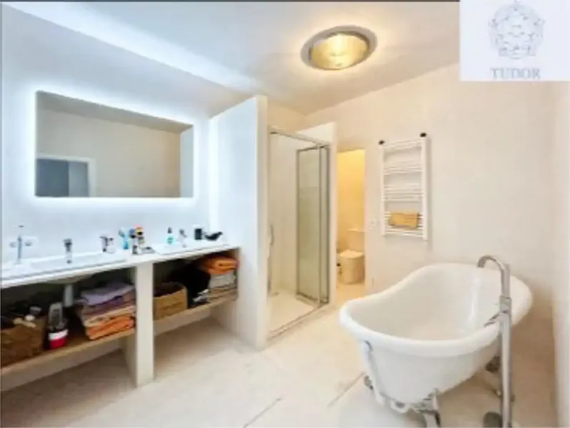 es un casa de pueblo, reformado en 2023, nuevas banos, cucina, microcimento todo los banos y planta bacha y cochina, gran terazza en el 2.nd — photo 5