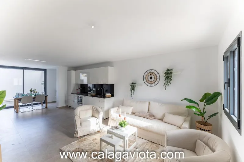 Semi-detached house — photo 2