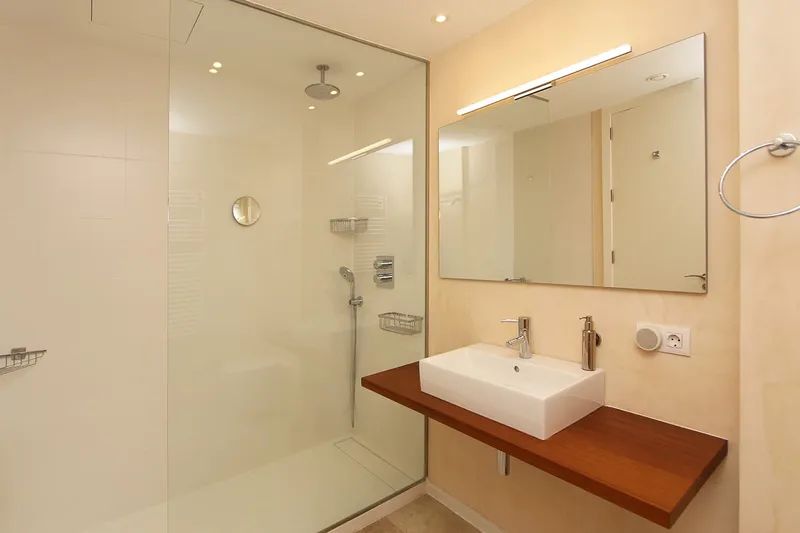 2-bedroom penthouse in luxury residence on the golf course for rent — photo 9