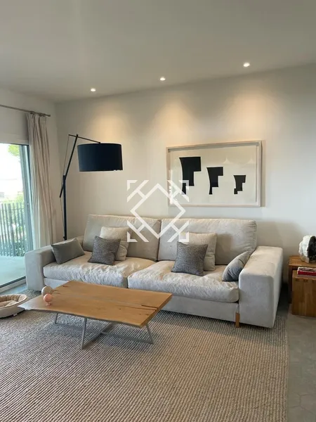 Elegant villa with privileged sea views for sale in Alcanada, in the exclusive Bay of Alcudia, Mallorca. — photo 7