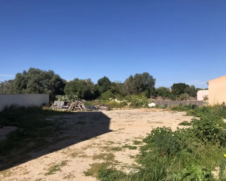 Plot of about 900m2 with many possibilities in Santanyi — photo 1