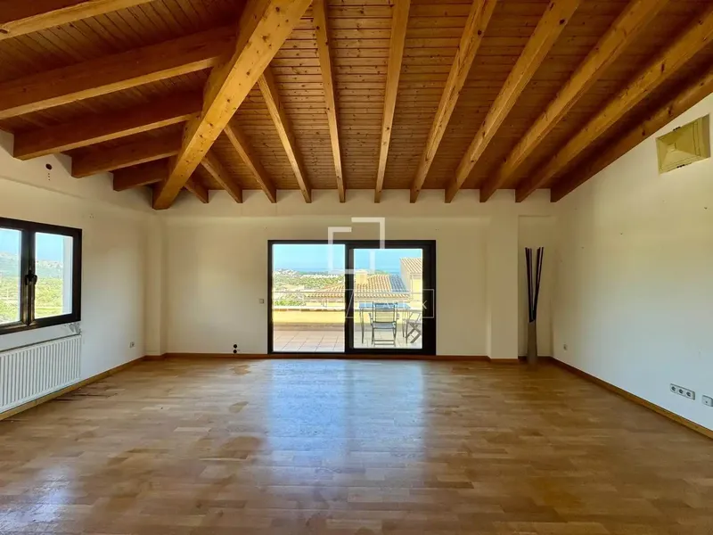 Dils Lucas Fox presents this exclusive penthouse of approximately 129 m² located in a quiet and well-kept residential community in Capdepera — photo 6