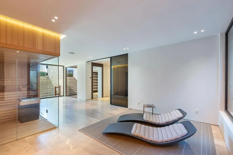 Cala Marmacén: Light-flooded luxury villa of the highest class — photo 12