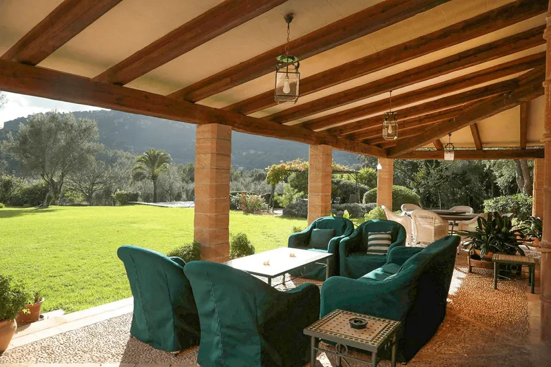 Vacation rental of a country house in Esporlas — photo 2