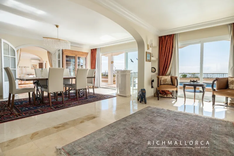 Exclusive Seafront Apartment with Private Pool in Portals Nous — photo 4