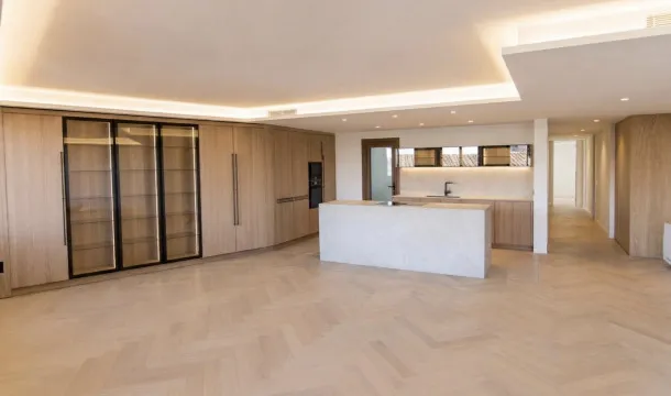 Elegant renovated apartment with generous spaces in Palma’s historic centre — photo 5