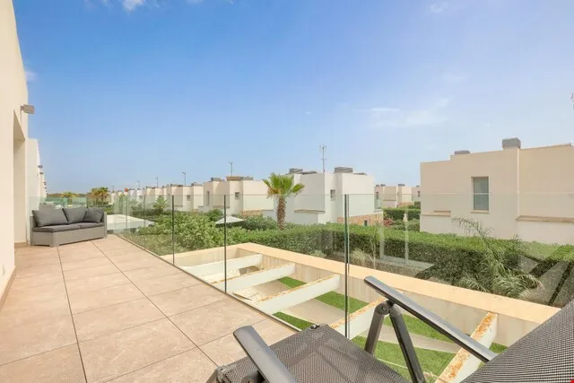Modern three-bedroom coastal villa with sun-drenched terraces for sale in Sa Ràpita — photo 7