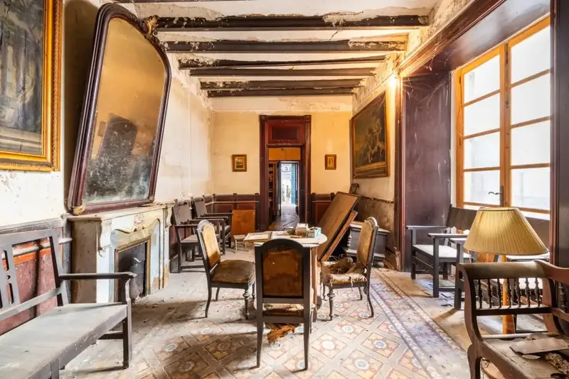 This magnificent 18th-century manor house is for sale in the heart of Sóller, just a stone's throw from the main square. — photo 9