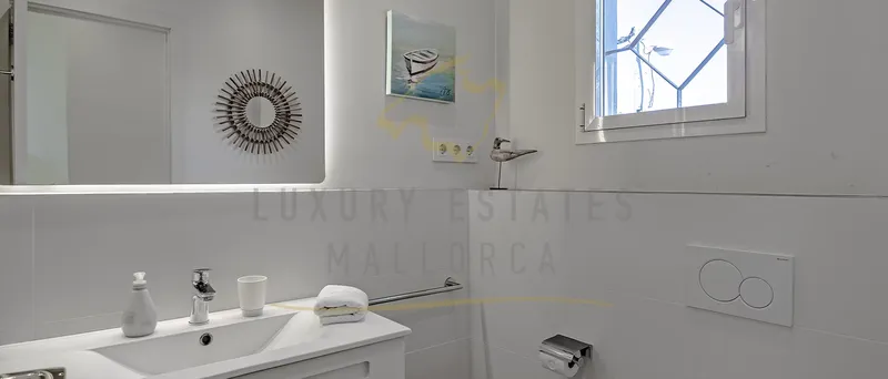 Renovated villa in Cala Pi in first sea line with vacation rental license — photo 10
