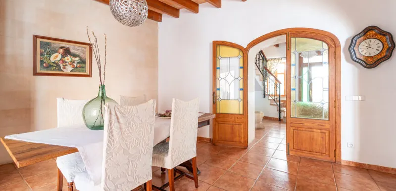 Mallorcan house for rent in Campos with patio and sunny terrace — photo 8