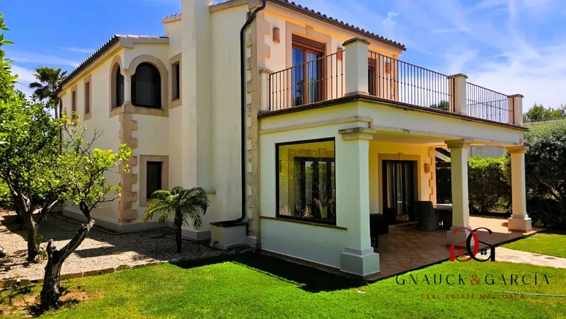 Villa for sale in Santa Ponsa, Calvià, Mallorca — photo 2