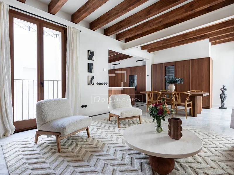 243m² apartment with 75m² terrace for sale in Palma de Mallorca — photo 2