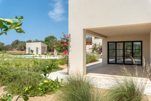 Ses Salines, Exclusive newly built finca in Ses Salines with a pool and magnificent panoramic views all the way to Cabrera — photo 7