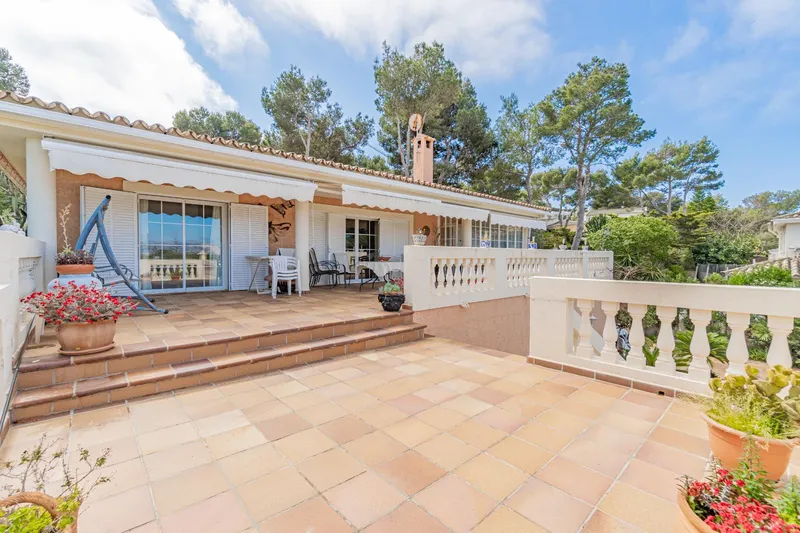 Villa with pool in Calvià — photo 6