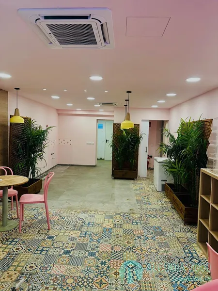 Business premise — photo 8