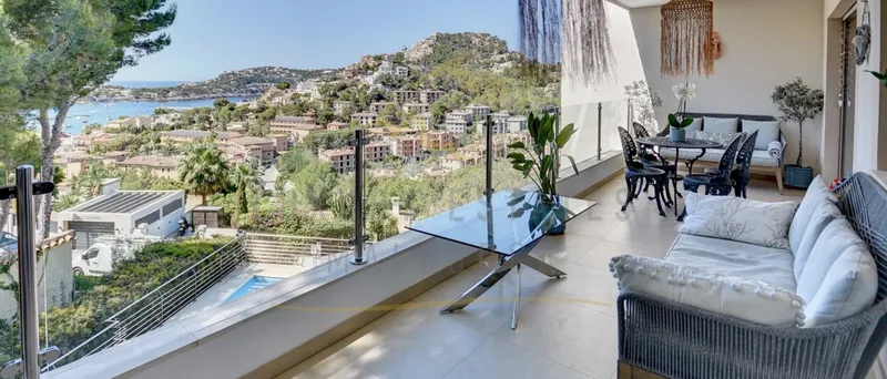 Renovated apartment in Puerto de Andratx with great harbor views — photo 1