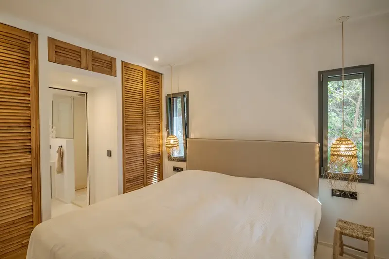 Semi-detached house — photo 10