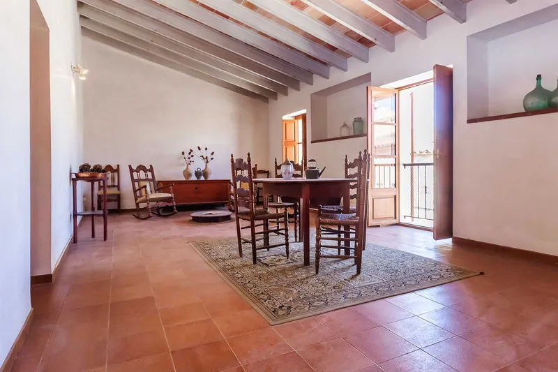 Sineu – Partially Renovated Village House for Expansion — photo 10