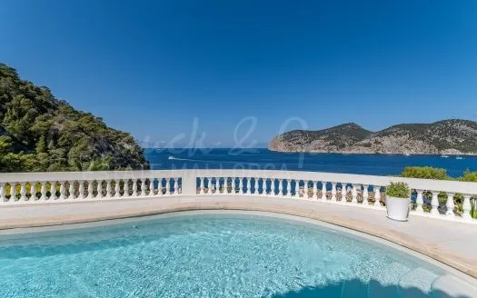 villa in Camp de Mar, Calvia — photo 1