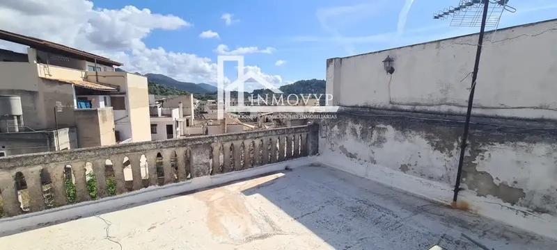 INMOVYP VIPHOME presents this fantastic village house in the heart of Mancor de la Vall. Just a few meters from the Church, we find — photo 12
