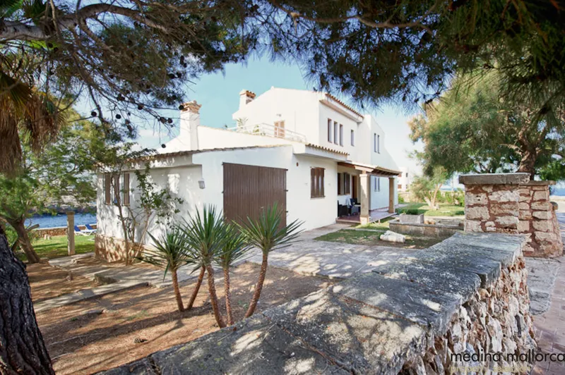 Villa on the front line in Portocolom — photo 2