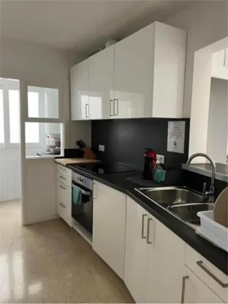 Apartment for sale with 5 bedrooms all year round, the apartment is very nice and modern, more information privately, can be visited — photo 2