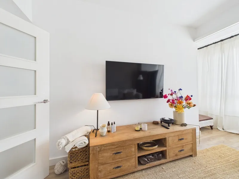 Fully Equipped Two-Bedroom Apartment in Palma - Temporary Contract, Available the Month of August — photo 8