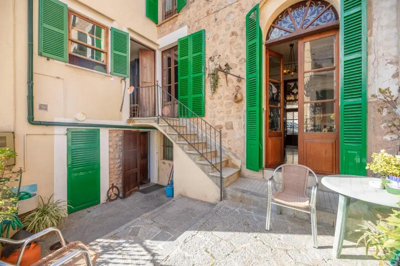 Modernistic town house in Sóller — photo 3