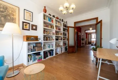 Apartment for sale with terrace — photo 3