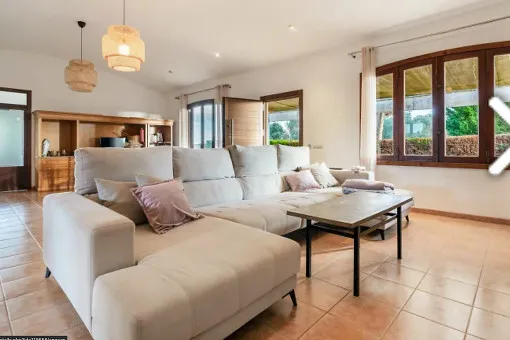 Manacor, charming finca with pool in a quiet location with panoramic views of nature in Son Mas — photo 5