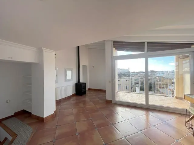 Apartment for rent in Cort, Palma de Mallorca — photo 2